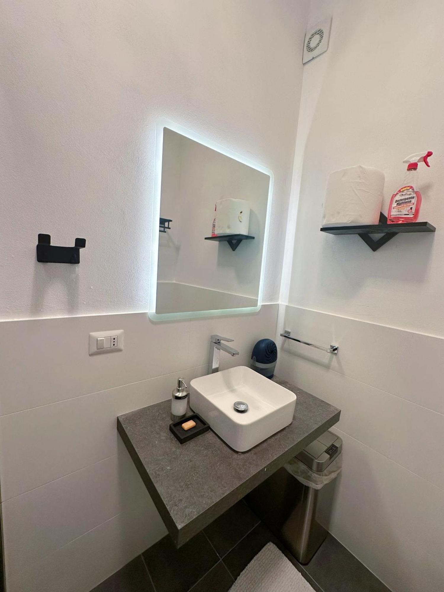 Bed & Breakfast Sakura Milano Ngoại thất bức ảnh